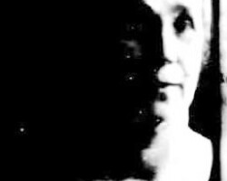 Elizabeth Strohauer (Anna Strohauer Vogel's sister), date unknown | Contributed by Carol Rothschild Elizabeth Strohauer, date unknown